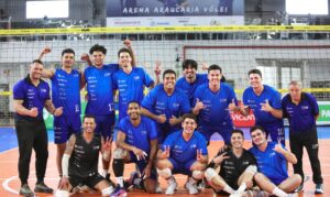 Colombo superou o Unilife Maringá na disputa pe (Foto: Thaise Oliveira/ FPV)