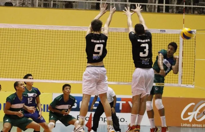 FPV divulga lista de convocados para a seletiva da Seleção Juvenil  Masculina – Volei Parana