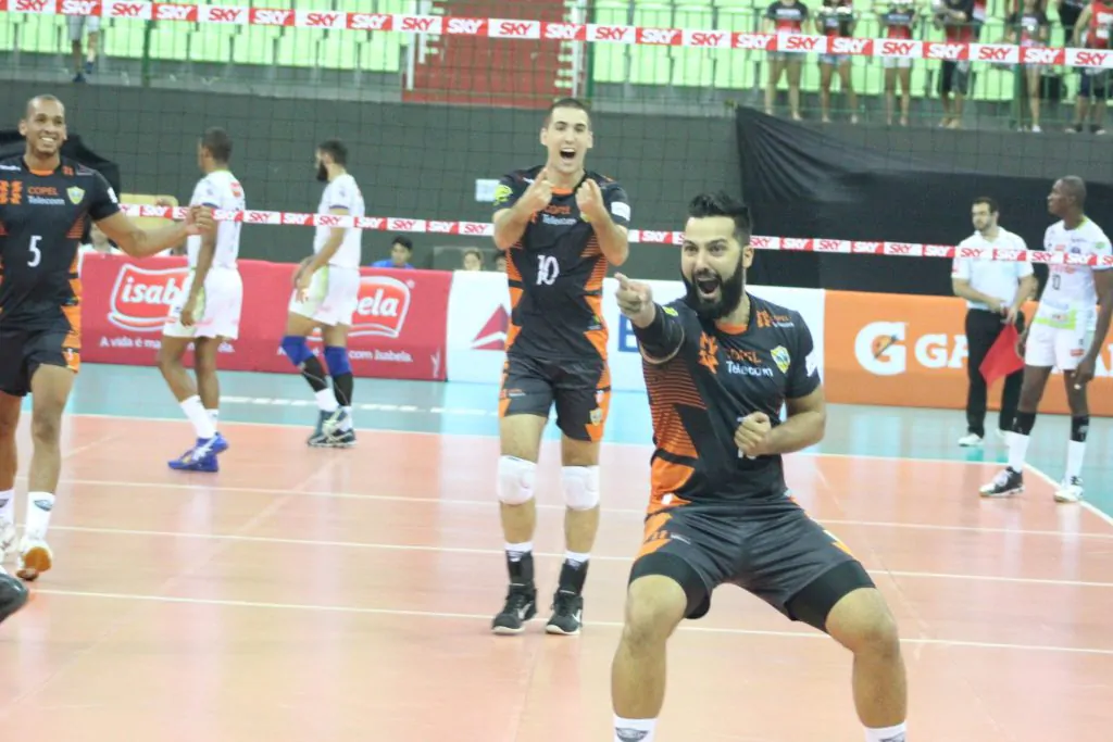 Arquivo Copel Telecom Maringá Vôlei