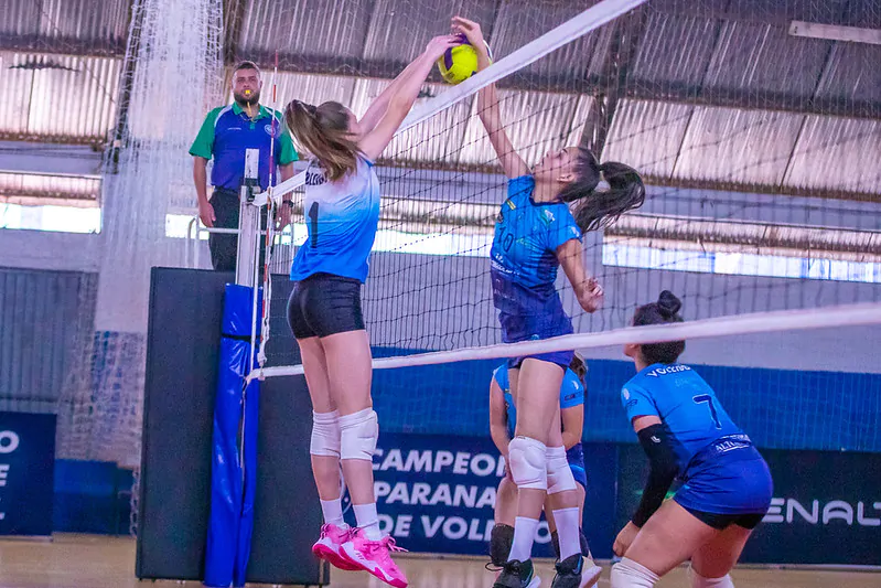 Vôlei da Sociedade Ginástica disputa a final do Estadual Feminino Sub-16 -  Esportes - Diário de Canoas